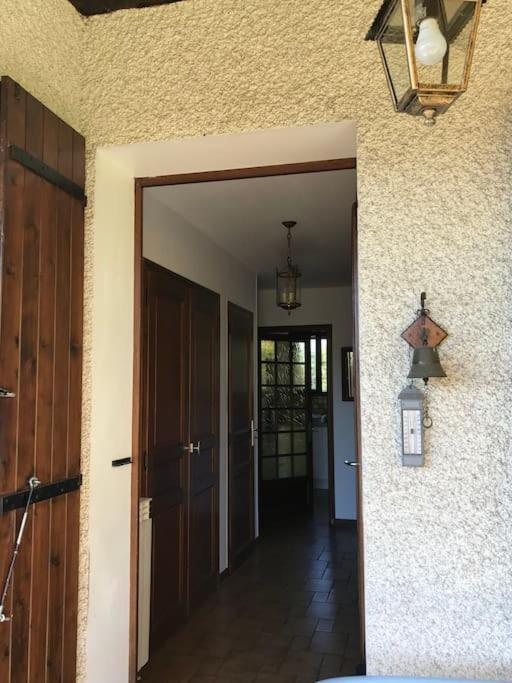 Comme Chez Mamie, Maison Entiere 1-6 Personnes Alby-sur-Cheran Exterior foto