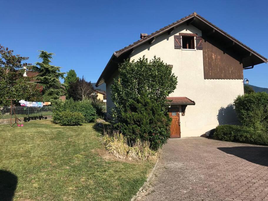 Comme Chez Mamie, Maison Entiere 1-6 Personnes Alby-sur-Cheran Exterior foto